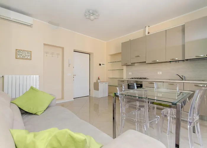 Brianza Flat Lägenhet *