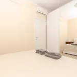 Brianza Flat דירה *