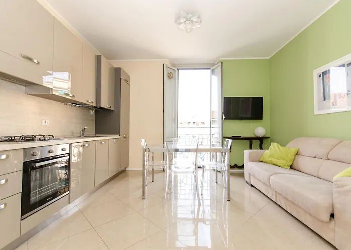 דירה Brianza Flat